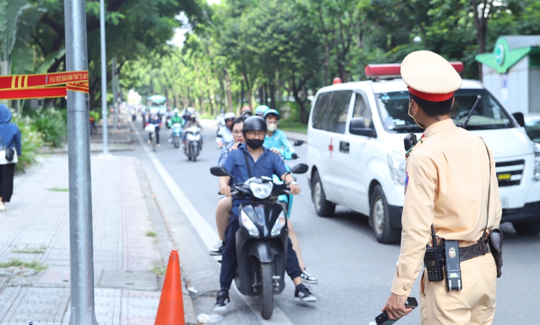 T&agrave;i xế vi phạm nồng độ cồn bỏ phương tiện v&igrave; cho rằng tiền phạt cao hơn gi&aacute; trị xe- Ảnh 1.
