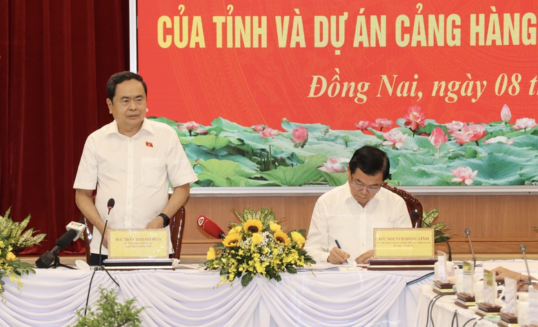 Chủ tịch Quốc hội: "Cần đồng bộ hạ tầng giao th&ocirc;ng kết nối s&acirc;n bay Long Th&agrave;nh"- Ảnh 1.