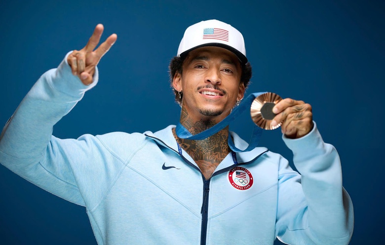 Olympic Paris 2024 lại c&oacute; "phốt", huy chương d&ugrave;ng 1 tuần đ&atilde; hỏng- Ảnh 1.