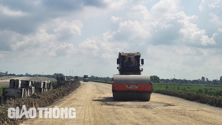 Dự &aacute;n đường h&agrave;nh lang gần 3.600 tỷ ở H&agrave; Nam chạy đua về đ&iacute;ch- Ảnh 10.