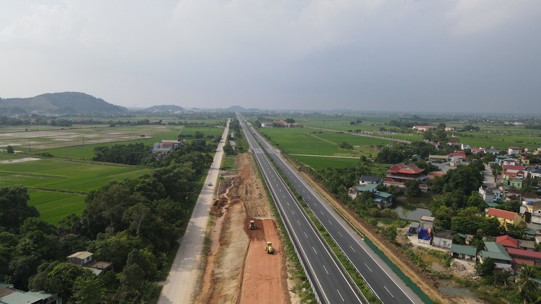 Dự &aacute;n đường h&agrave;nh lang gần 3.600 tỷ ở H&agrave; Nam chạy đua về đ&iacute;ch- Ảnh 8.
