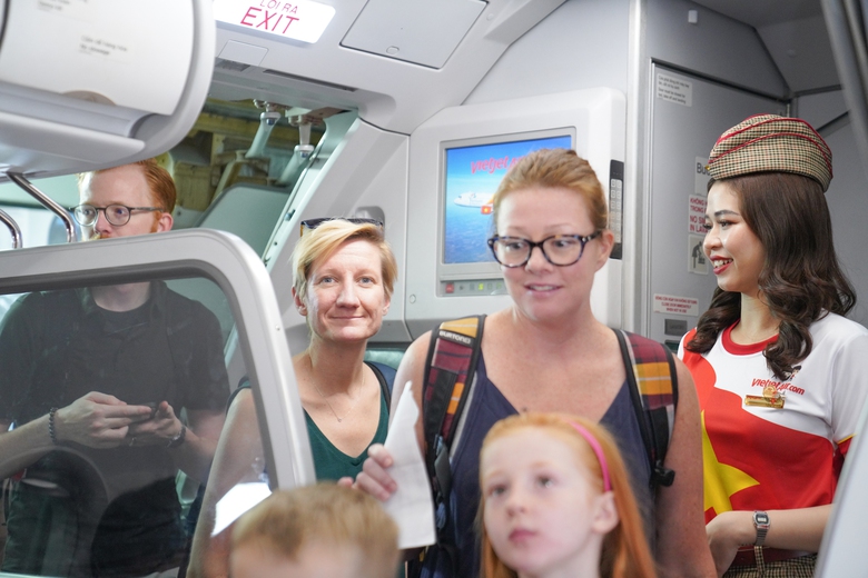 Mu&ocirc;n &aacute;nh sao v&agrave;ng tr&ecirc;n những chuyến bay Vietjet dịp Quốc kh&aacute;nh 2/9- Ảnh 5.