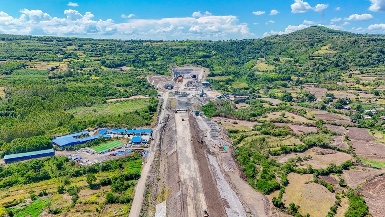 H&agrave;ng ngh&igrave;n kỹ sư, c&ocirc;ng nh&acirc;n b&aacute;m c&ocirc;ng trường, đưa cao tốc Bắc - Nam giai đoạn 2 về đ&iacute;ch sớm- Ảnh 14.