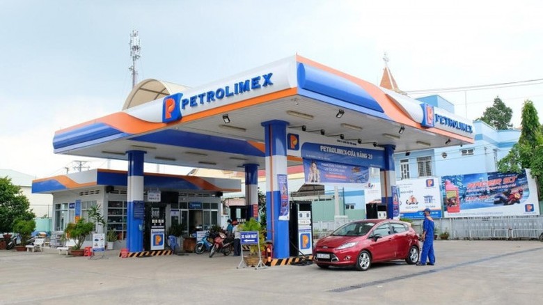 Tập đo&agrave;n Xăng dầu Việt Nam Petrolimex l&atilde;i lớn - Ảnh 1.