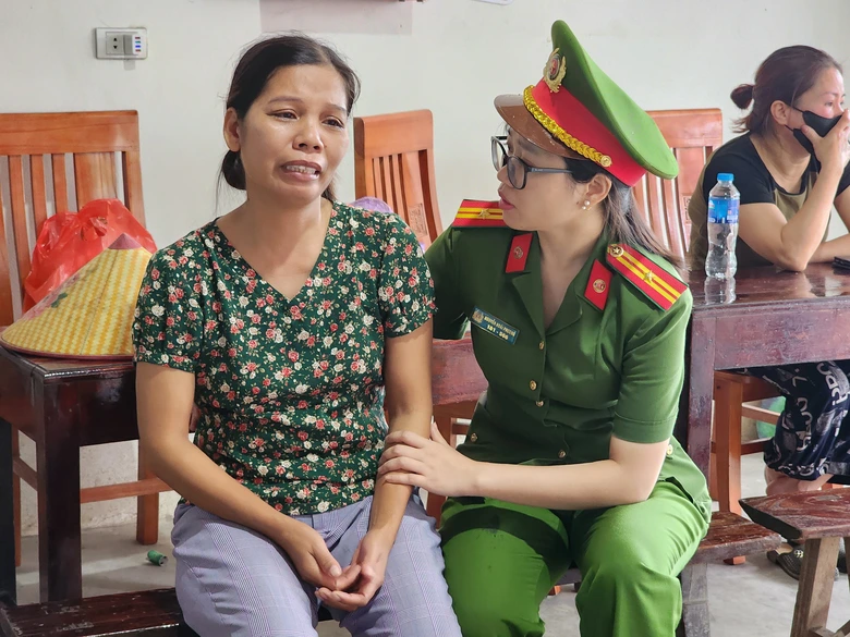 Vụ sập cầu Phong Ch&acirc;u: Chuẩn bị c&aacute;c điều kiện để lắp đặt cầu phao- Ảnh 2.