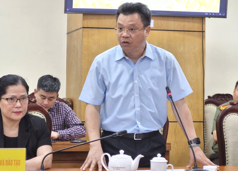 Ph&oacute; thủ tướng Hồ Đức Phớc: Kh&ocirc;ng để người d&acirc;n đ&oacute;i, r&eacute;t v&igrave; mưa lũ- Ảnh 4.