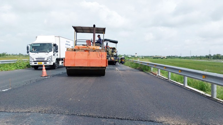 Ho&agrave;n th&agrave;nh b&ugrave; l&uacute;n cho 25 vị tr&iacute; đầu cầu tr&ecirc;n tuyến tr&aacute;nh Long Xuy&ecirc;n- Ảnh 1.