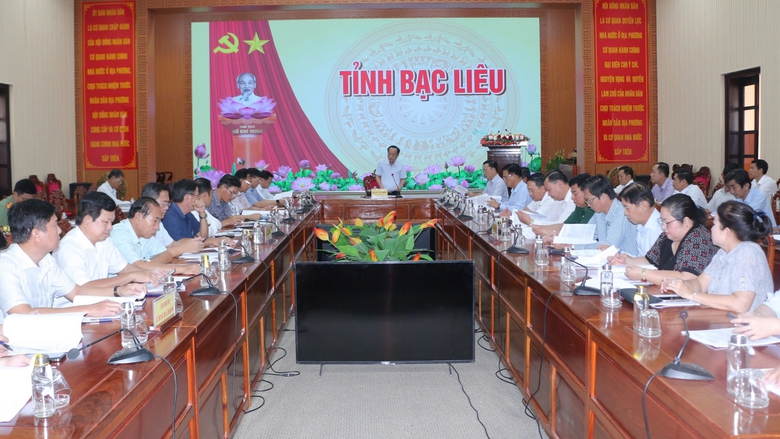 Bạc Li&ecirc;u: C&ocirc;ng bố t&igrave;nh huống khẩn cấp sạt lở bờ s&ocirc;ng ở thị x&atilde; Gi&aacute; Rai- Ảnh 1.