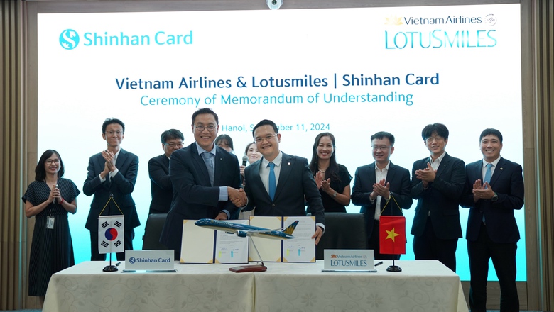 Vietnam Airlines "bắt tay" Shinhan Card ph&aacute;t h&agrave;nh thẻ đồng thương hiệu- Ảnh 1.
