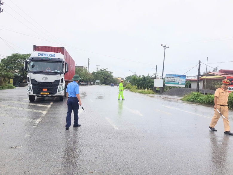 Cấm xe tải tr&ecirc;n 20 tấn lưu th&ocirc;ng qua cầu Tr&agrave; L&yacute;, QL37B- Ảnh 1.