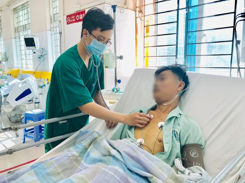 D&ugrave;ng m&aacute;y ph&aacute;t điện sau mưa b&atilde;o, nhiều người bị ngộ độc kh&iacute; CO- Ảnh 2.