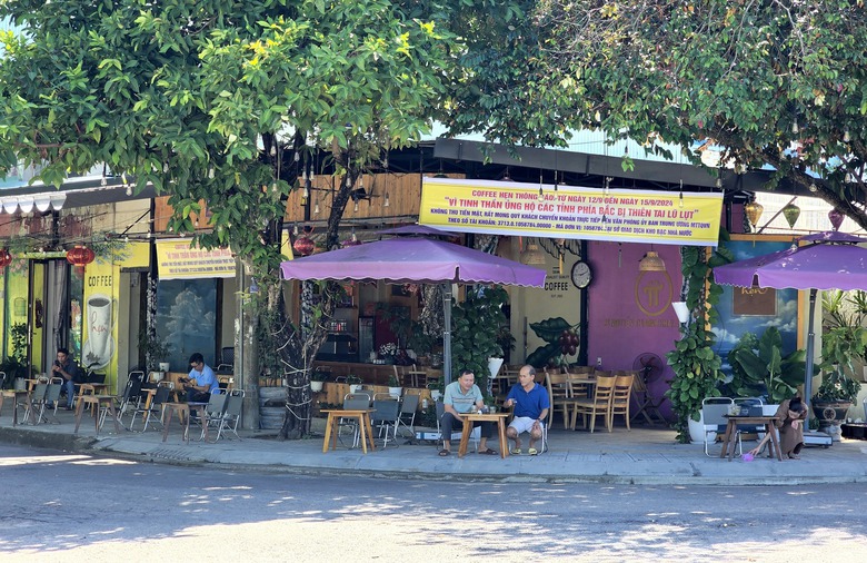 Chủ qu&aacute;n tự nguyện phục vụ, kh&aacute;ch thanh to&aacute;n v&agrave;o t&agrave;i khoản Ban vận động cứu trợ Trung ương- Ảnh 1.