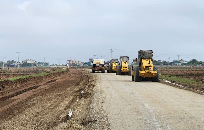 Dừng tổ chức sự kiện hợp long cầu vượt sông Hồng nối Thái Bình - Nam Định- Ảnh 3. Dừng tổ chức sự kiện hợp long cầu vượt sông Hồng nối Thái Bình - Nam Định- Ảnh 3.