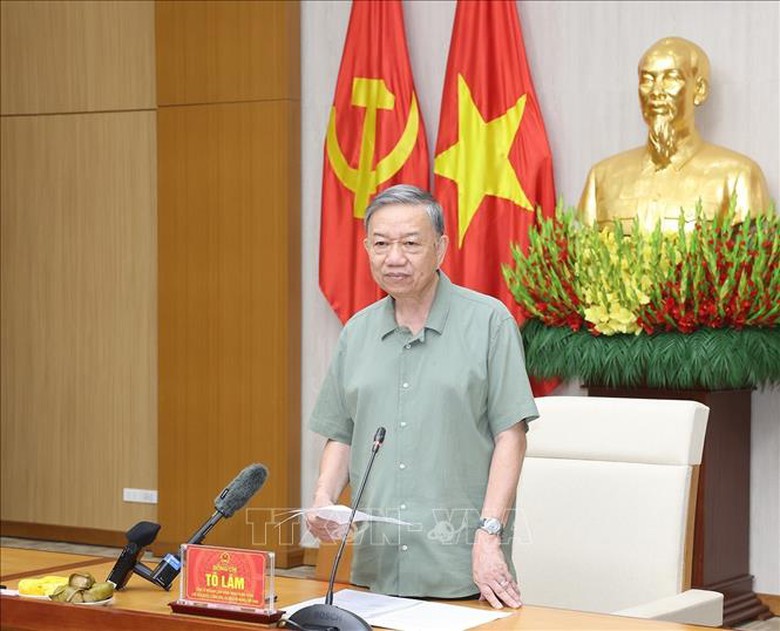 Tổng B&iacute; Thư, Chủ tịch nước: Phải sớm ho&agrave;n th&agrave;nh x&acirc;y dựng cầu Phong Ch&acirc;u- Ảnh 2.