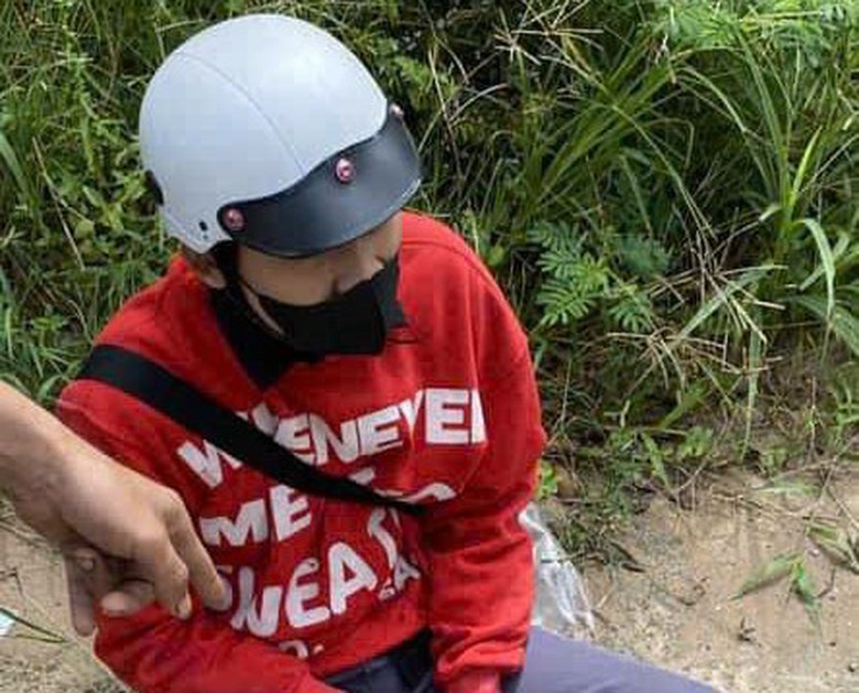 Nam sinh tử vong thương t&acirc;m sau va chạm với xe bồn- Ảnh 2.