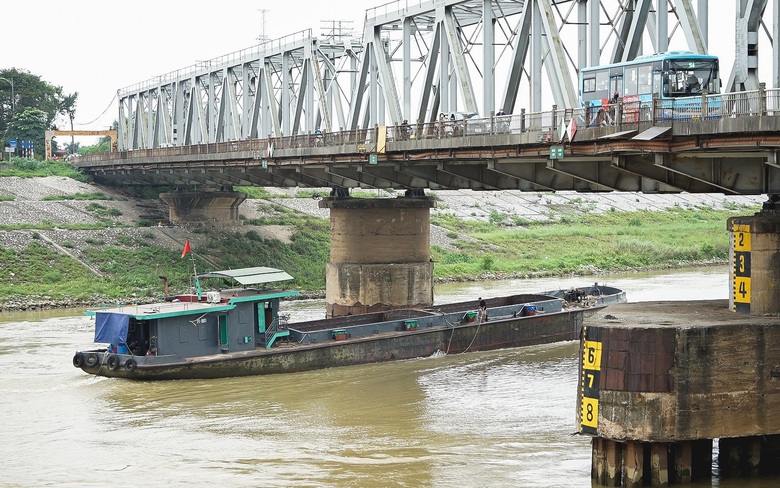 Gỡ hạn chế tại 41 cầu vượt s&ocirc;ng ph&iacute;a Bắc