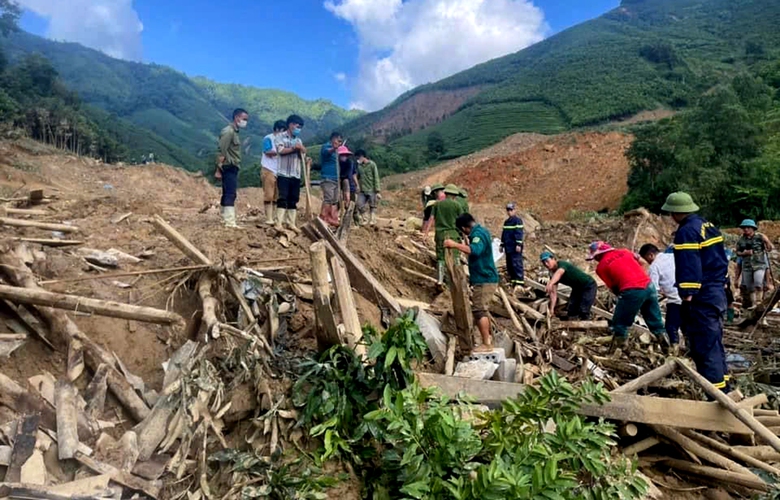 T&iacute;nh to&aacute;n di dời những bản l&agrave;ng ven s&ocirc;ng, suối- Ảnh 1.
