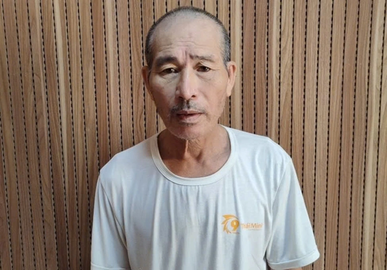 Th&aacute;i B&igrave;nh: Khởi tố người đ&agrave;n &ocirc;ng v&aacute;c dao bầu tới trụ sở x&atilde; lăng mạ, g&acirc;y rối- Ảnh 1.