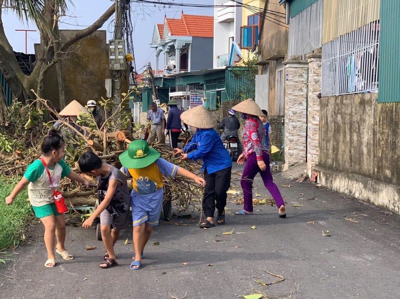 Quảng Ninh 7 ng&agrave;y đ&ecirc;m thần tốc dọn đường th&ocirc;ng, h&egrave; tho&aacute;ng- Ảnh 3.