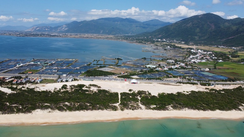 Kh&aacute;nh H&ograve;a l&agrave;m đường rộng 34m từ quốc lộ 1 đi Cảng quốc tế V&acirc;n Phong- Ảnh 2.