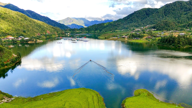 Rapper Phong Windy đưa con gái 5 tuổi lên Sa Pa trải nghiệm- Ảnh 1. Rapper Phong Windy đưa con gái 5 tuổi lên Sa Pa trải nghiệm- Ảnh 1.