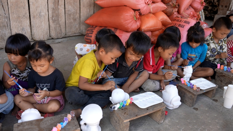 Rapper Phong Windy đưa con gái 5 tuổi lên Sa Pa trải nghiệm- Ảnh 6. Rapper Phong Windy đưa con gái 5 tuổi lên Sa Pa trải nghiệm- Ảnh 6.