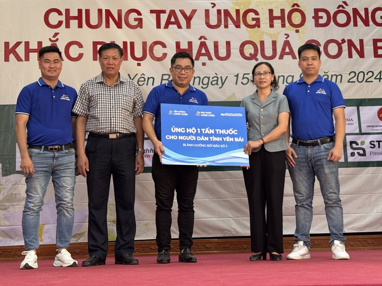 Hơn 10 tấn thuốc ph&ograve;ng dịch bệnh sau lũ đ&atilde; đến với b&agrave; con v&ugrave;ng cao- Ảnh 1.