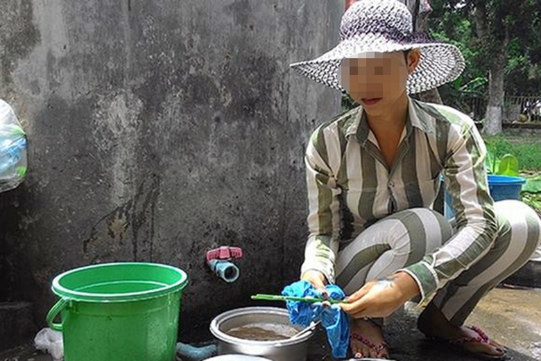 Đề xuất giam giữ phạm nh&acirc;n l&agrave; người chuyển giới, đồng t&iacute;nh ở buồng ri&ecirc;ng- Ảnh 2.
