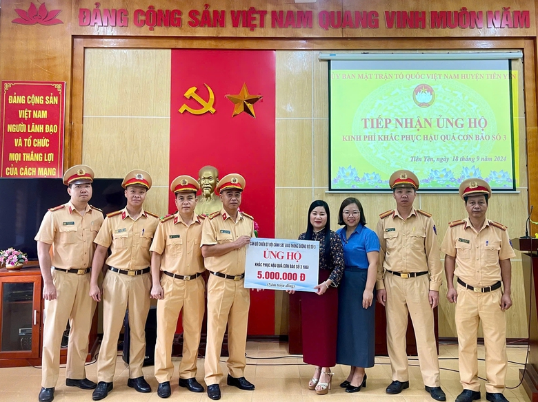 Quảng Ninh đảm bảo c&aacute;c cung đường th&ocirc;ng suốt sau b&atilde;o lũ- Ảnh 4.