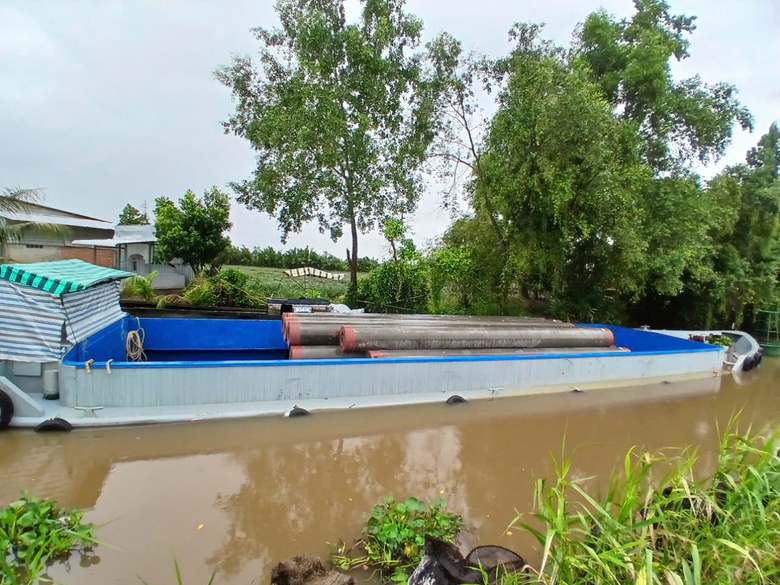 Mua cát từ Campuchia để đẩy nhanh tiến độ đường Hồ Chí Minh đoạn qua Kiên Giang- Ảnh 3. Mua cát từ Campuchia để đẩy nhanh tiến độ đường Hồ Chí Minh đoạn qua Kiên Giang- Ảnh 3.