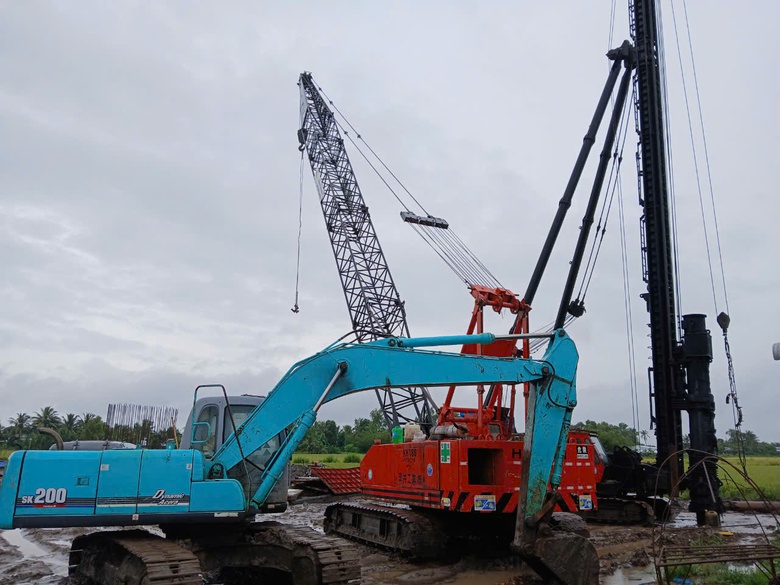 Mua cát từ Campuchia để đẩy nhanh tiến độ đường Hồ Chí Minh đoạn qua Kiên Giang- Ảnh 4. Mua cát từ Campuchia để đẩy nhanh tiến độ đường Hồ Chí Minh đoạn qua Kiên Giang- Ảnh 4.