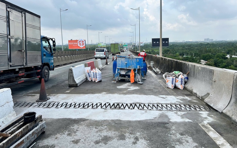 23h đ&ecirc;m 19/9: Dỡ phong tỏa l&agrave;n đường tr&ecirc;n cao tốc TP.HCM - Long Th&agrave;nh