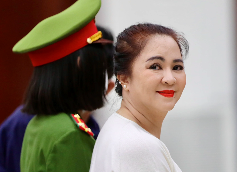 H&ocirc;m nay, b&agrave; Nguyễn Phương Hằng được ra t&ugrave; trước thời hạn- Ảnh 1.