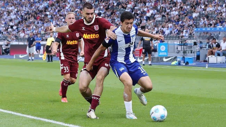 Sao Việt kiều khiến loạt đội b&oacute;ng Ngoại hạng Anh tiếc ngẩn ngơ- Ảnh 1.