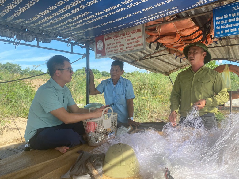 Người l&aacute;i đ&ograve; tr&ecirc;n s&ocirc;ng Lam vui mừng v&igrave; sắp... thất nghiệp- Ảnh 2.