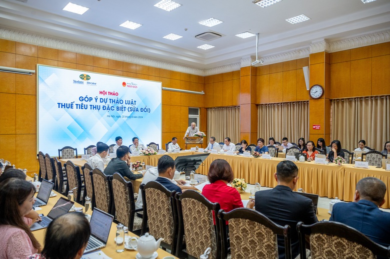 Từ việc Heineken đóng cửa 1 nhà máy: Đừng gấp tăng thuế TTĐB cho bia, rượu, nước có đường- Ảnh 1. Từ việc Heineken đóng cửa 1 nhà máy: Đừng gấp tăng thuế TTĐB cho bia, rượu, nước có đường- Ảnh 1.