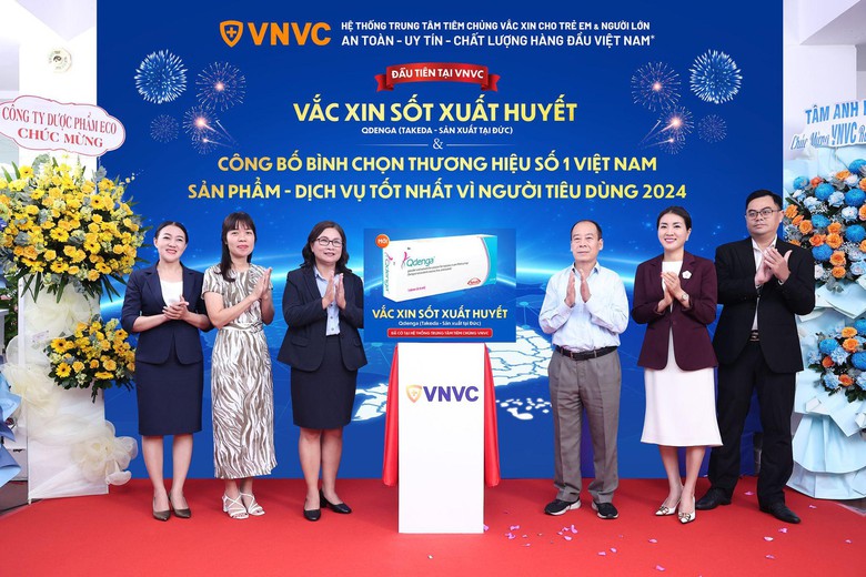 VNVC triển khai ti&ecirc;m vắc-xin sốt xuất huyết đầu ti&ecirc;n tại Việt Nam- Ảnh 1.
