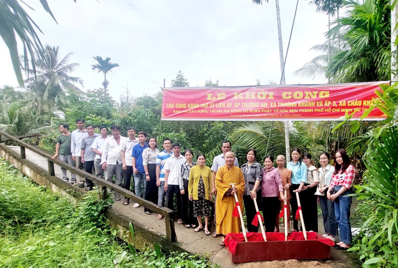 Khởi c&ocirc;ng x&acirc;y cầu nối hai ấp v&ugrave;ng s&acirc;u ở S&oacute;c Trăng- Ảnh 1.