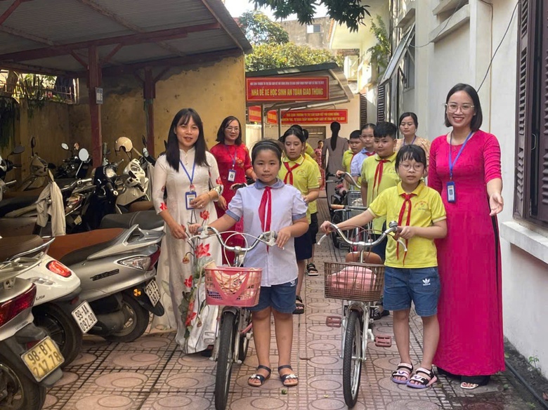 Thủ tướng Phạm Minh Ch&iacute;nh: Mỗi tỉnh, th&agrave;nh phố phải l&agrave; tỉnh ATGT- Ảnh 4.