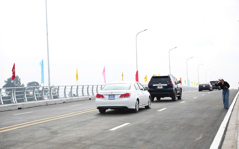 Khánh thành cầu Bạch Đằng 2 nối hai tỉnh Bình Dương và Đồng Nai- Ảnh 2. Khánh thành cầu Bạch Đằng 2 nối hai tỉnh Bình Dương và Đồng Nai- Ảnh 2.