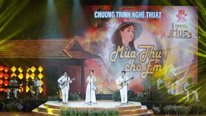 Đ&ecirc;m nhạc &ldquo;M&ugrave;a thu cho em&rdquo; kh&eacute;p lại chương tr&igrave;nh Festival Huế m&ugrave;a thu 2024- Ảnh 6.