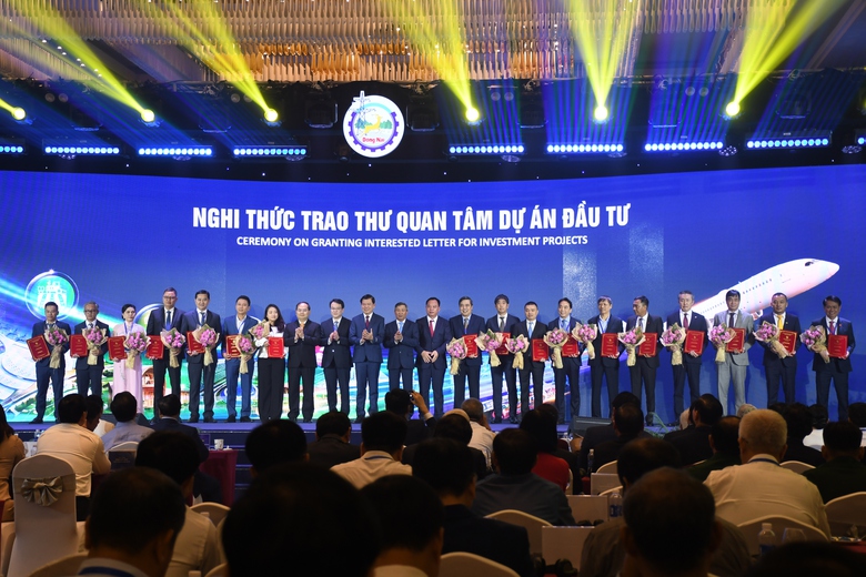 Thủ tướng gợi mở "1 trọng t&acirc;m, 2 tăng cường, 3 đột ph&aacute;" để Đồng Nai ph&aacute;t triển- Ảnh 3.