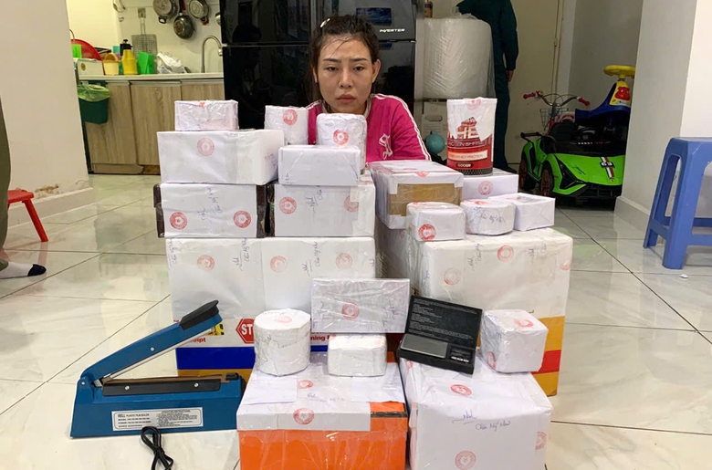 Truy n&atilde; đặc biệt &ocirc;ng tr&ugrave;m 23 tuổi cầm đầu đường d&acirc;y ma t&uacute;y, c&oacute; đồng phạm l&agrave; một nữ DJ - Ảnh 3.