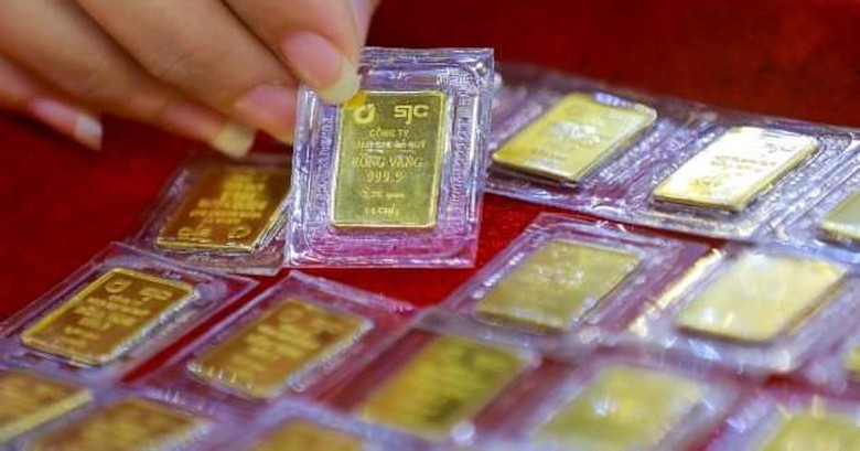 Lần đầu trong 4 th&aacute;ng, v&agrave;ng miếng SJC bật tăng 1,5 triệu, gi&aacute; thế giới lập kỷ lục mới- Ảnh 1.