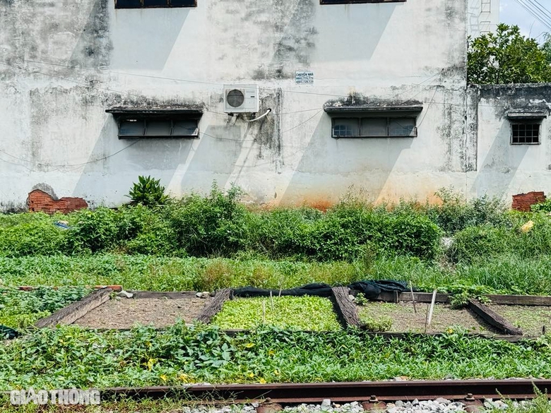 Cận cảnh ga B&igrave;nh Triệu "treo" hơn 20 năm đang điều chỉnh th&agrave;nh ga metro- Ảnh 4.