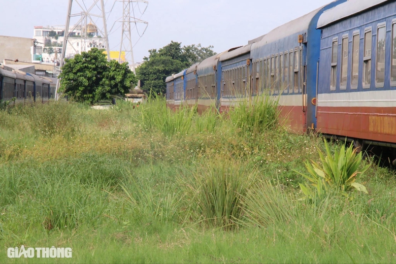 Cận cảnh ga B&igrave;nh Triệu "treo" hơn 20 năm đang điều chỉnh th&agrave;nh ga metro- Ảnh 8.