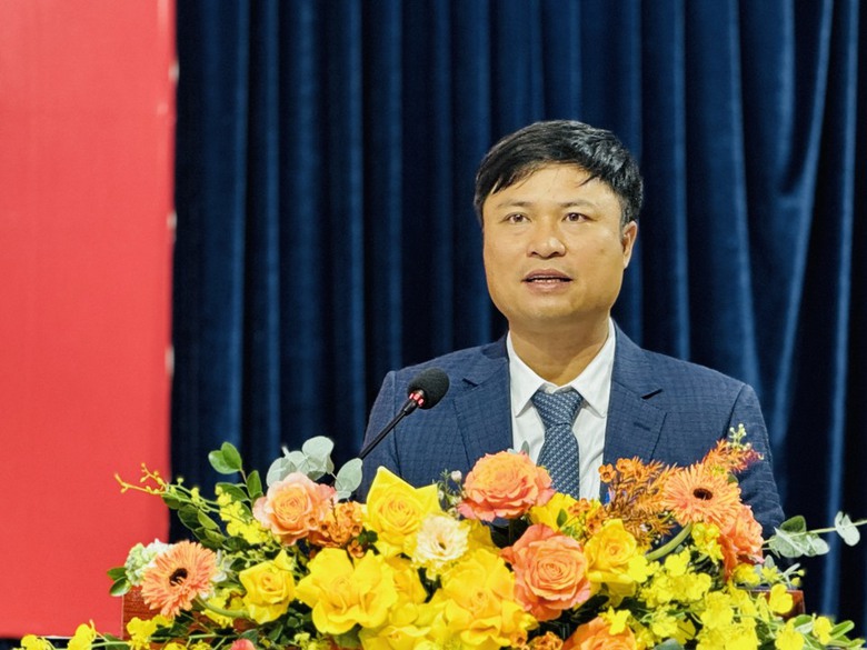 Cảnh c&aacute;o Gi&aacute;m đốc Ban QLDA Đầu tư x&acirc;y dựng c&ocirc;ng tr&igrave;nh giao th&ocirc;ng H&agrave; Nội- Ảnh 1.