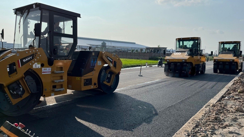 Tăng tốc thi c&ocirc;ng dự &aacute;n đường trục ph&aacute;t triển d&agrave;i 46km ở Nam Định- Ảnh 4.