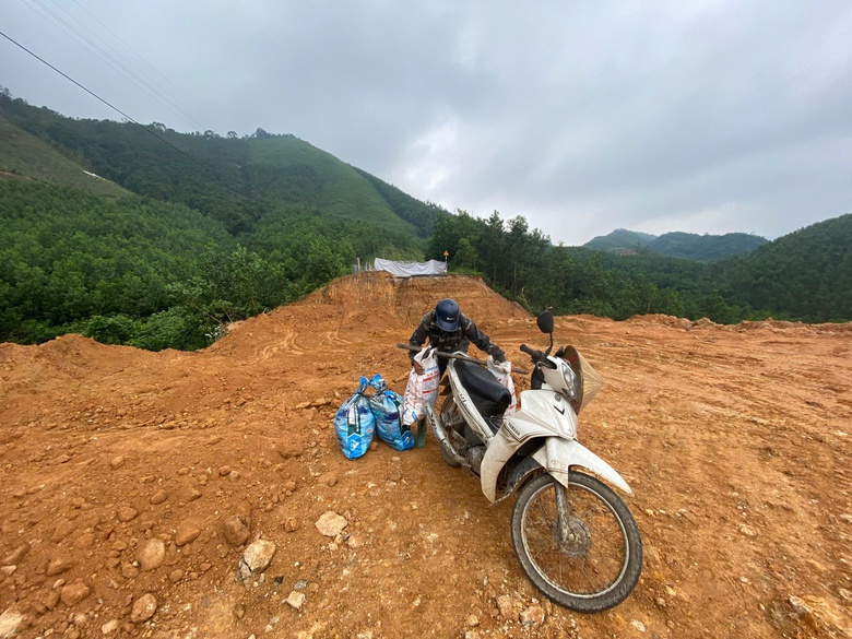 Bao giờ quốc lộ 18B ở Quảng Ninh được lưu th&ocirc;ng trở lại?- Ảnh 2.