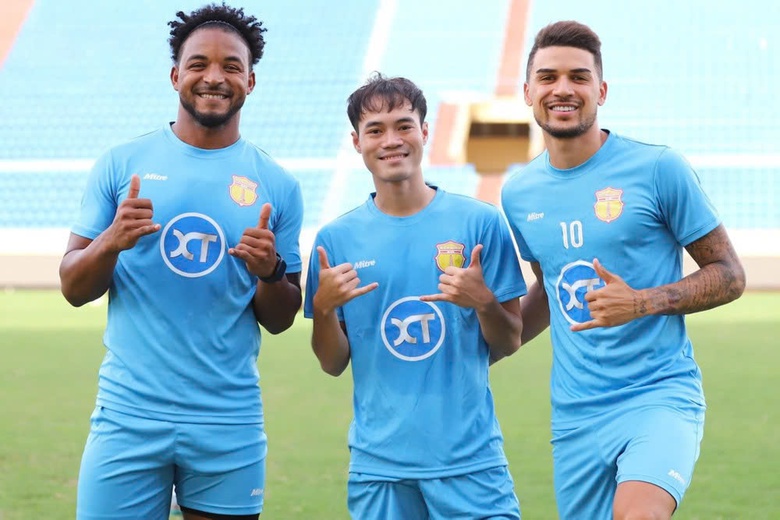 Tuyển Việt Nam gặp kh&oacute; tại AFF Cup 2024 v&igrave; lịch thi đấu của nh&agrave; v&ocirc; địch V-League- Ảnh 1.